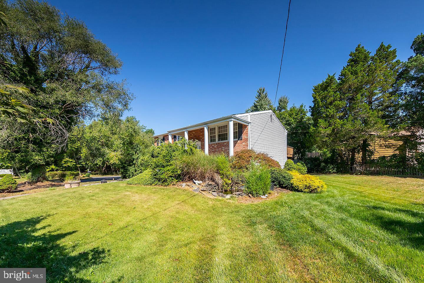 53 Hayes Mill Road Atco, NJ 08004 - Photo 3 of 22 Gallery Image 3