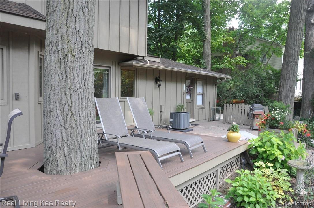 218 Beechview Drive Rochester, MI 48306 - Photo 46 of 50 DSC_0586.JPG