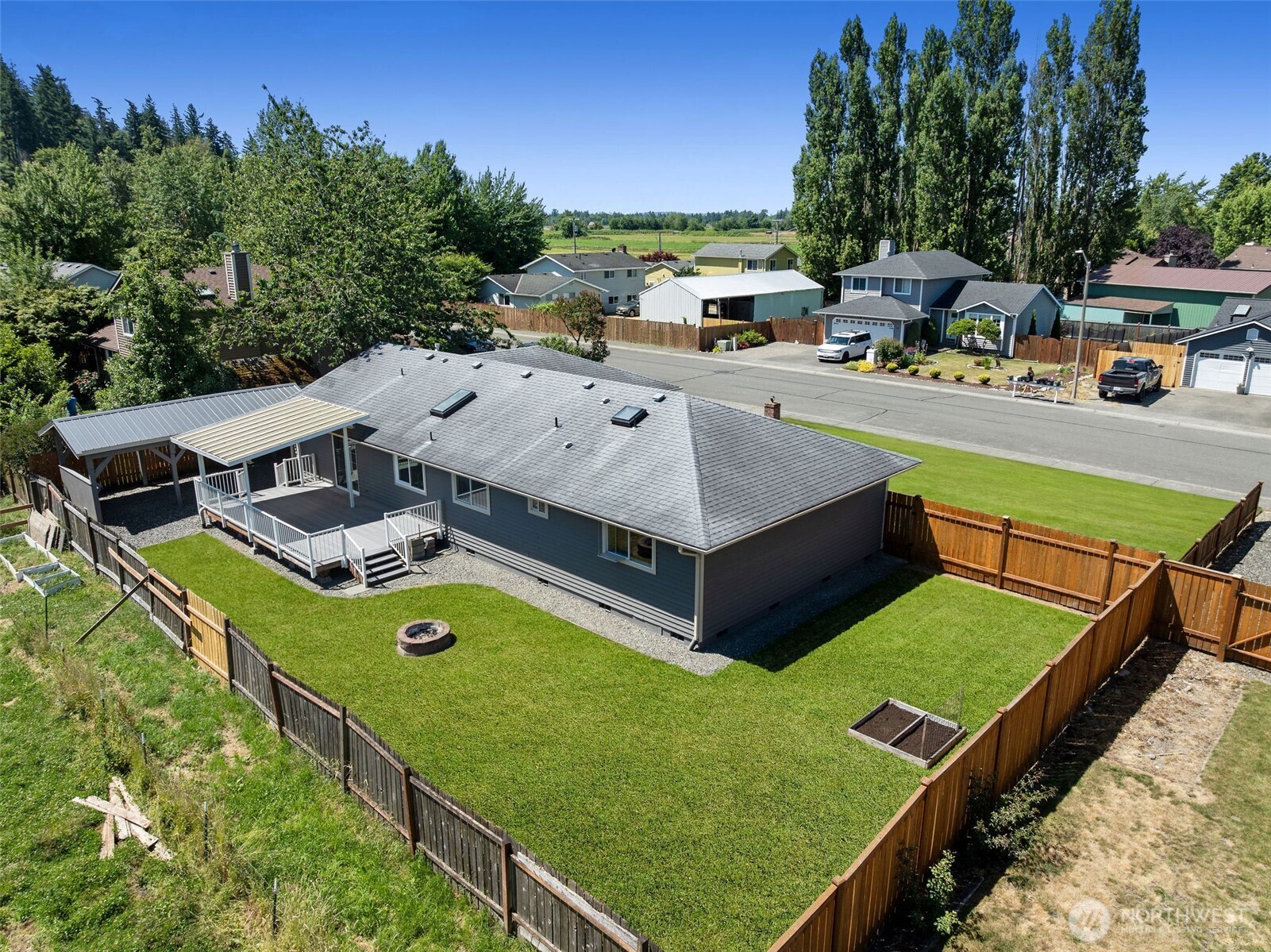 201 Schmid Street Enumclaw, WA 98022 - Photo 38 of 40 swimming pool view with a seating space