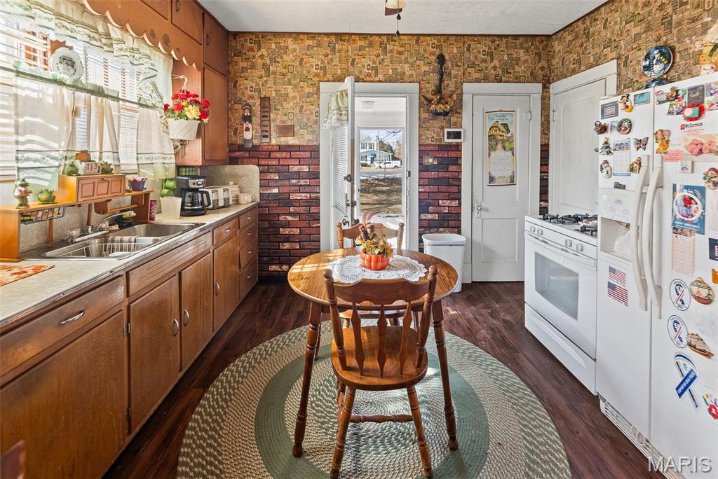 1912 Myrtle Street Alton, IL 62002 - Photo 16 of 21