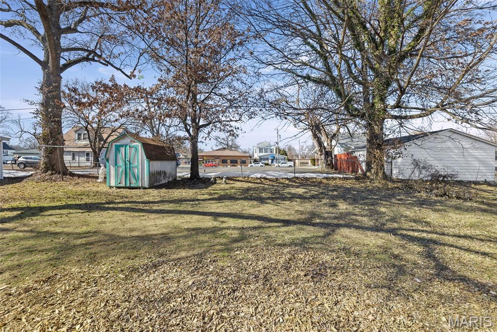 1912 Myrtle Street Alton, IL 62002 - Photo 5 of 21