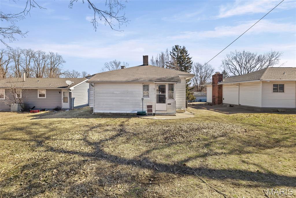 1912 Myrtle Street Alton, IL 62002 - Photo 6 of 21