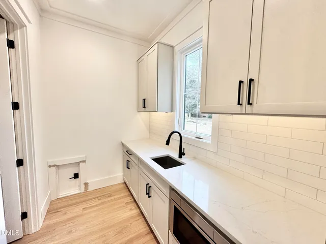 $1,299,995 | 8012 Penny Road, Raleigh, NC 27606