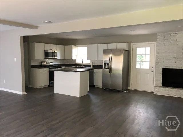 $2,100 | 11104 Largo Drive, Savannah, GA 31419