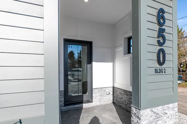 a view of walk in closet