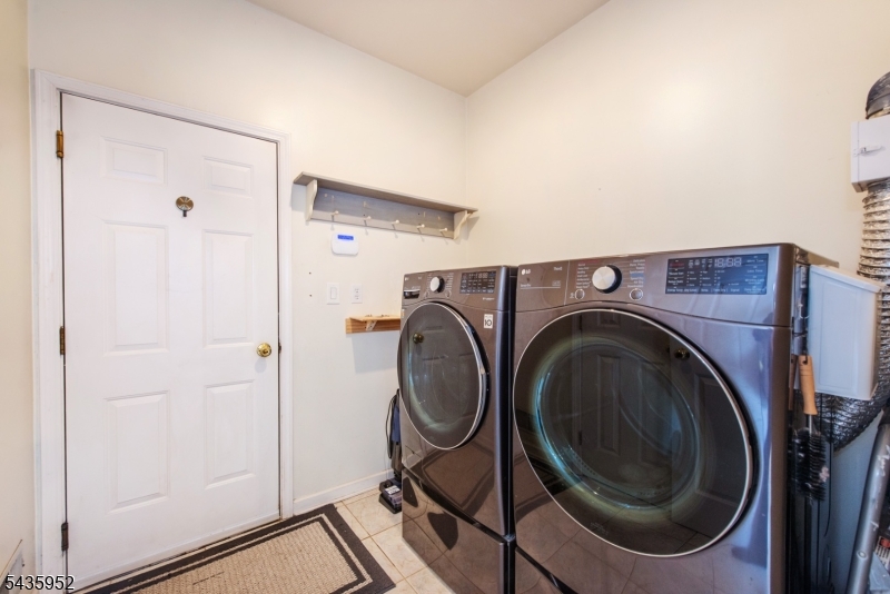 1 Fiddlers Way Sparta, NJ 07871 - Photo 33 of 37