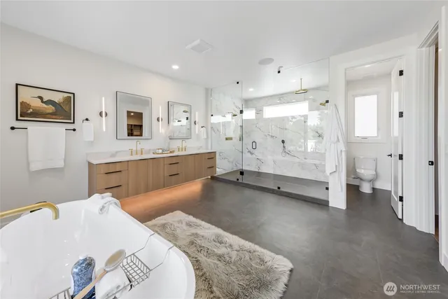 $3,589,000 | 10204 Northeast 43rd Street, Kirkland, WA 98033