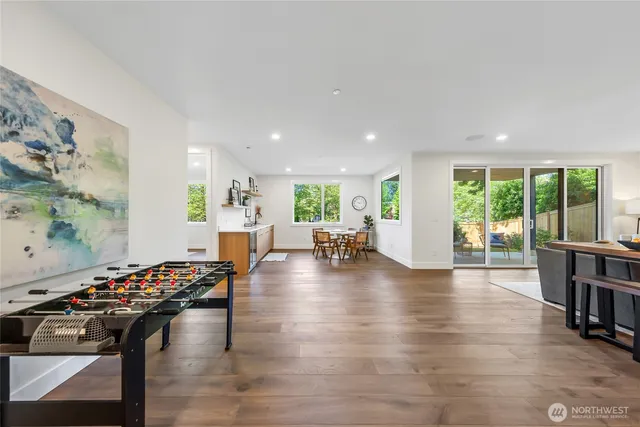 $3,589,000 | 10204 Northeast 43rd Street, Kirkland, WA 98033