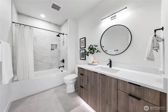 $3,589,000 | 10204 Northeast 43rd Street, Kirkland, WA 98033