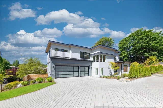$3,589,000 | 10204 Northeast 43rd Street, Kirkland, WA 98033