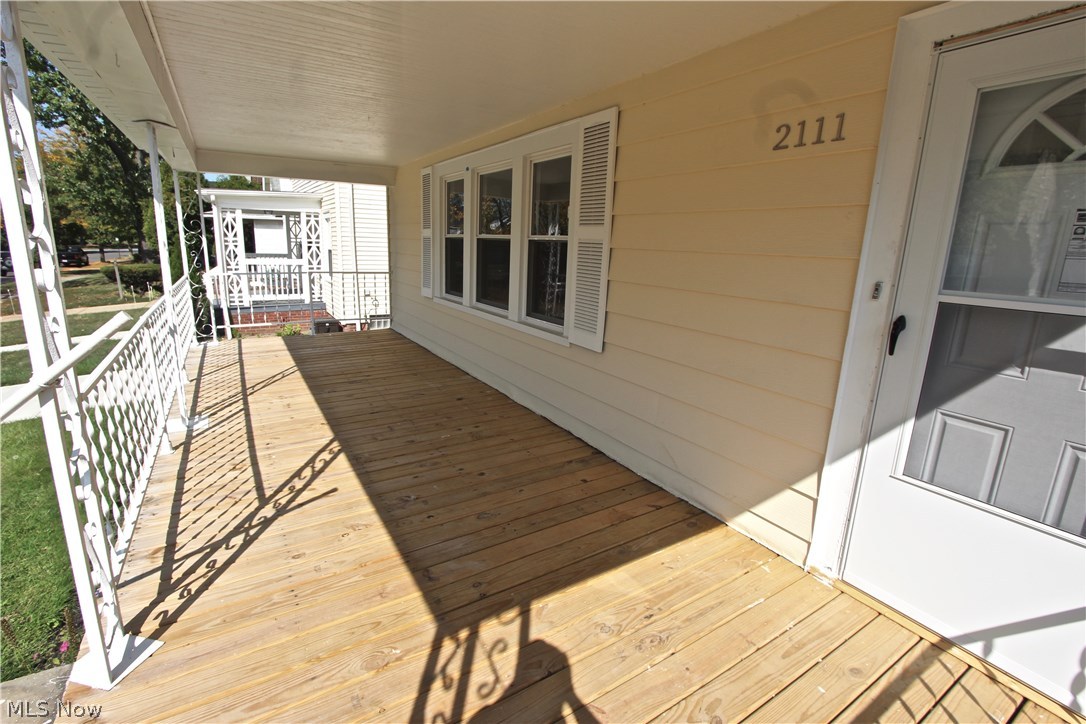 2111 Rossmoor Road Cleveland Heights, OH 44118 - Photo 27 of 29 Welcoming front porch