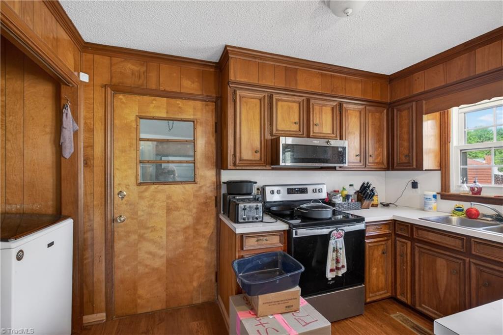 4239 Brown Loop Randleman, NC 27317 - Photo 11 of 30