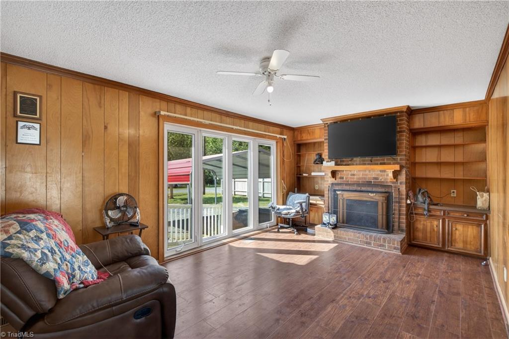 4239 Brown Loop Randleman, NC 27317 - Photo 6 of 30