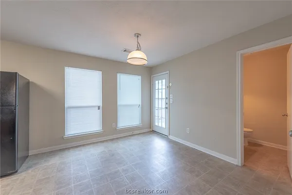 $2,200 | 2909 McLaren Drive, College Station, TX 77845