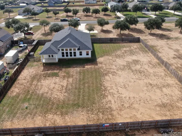$475,000 | 153 West Medium Meadow Drive, Lytle, TX 78052