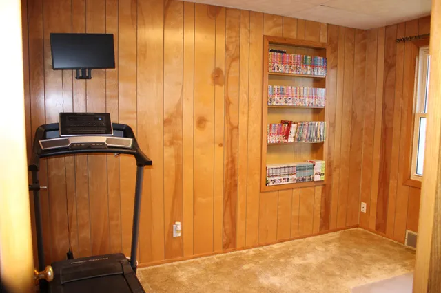 $200,000 | 1802 10th Place Northeast, Austin, MN 55912