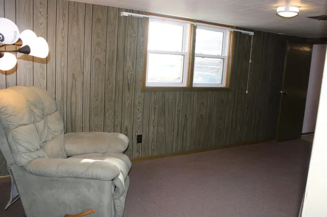 $200,000 | 1802 10th Place Northeast, Austin, MN 55912