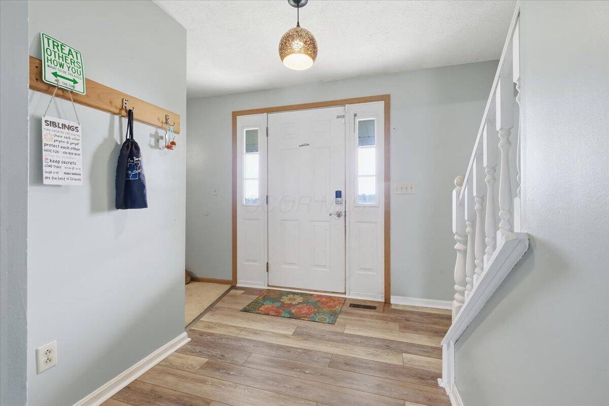 11455 Colwill Road Gambier, OH 43022 - Photo 8 of 35 Foyer/Entry