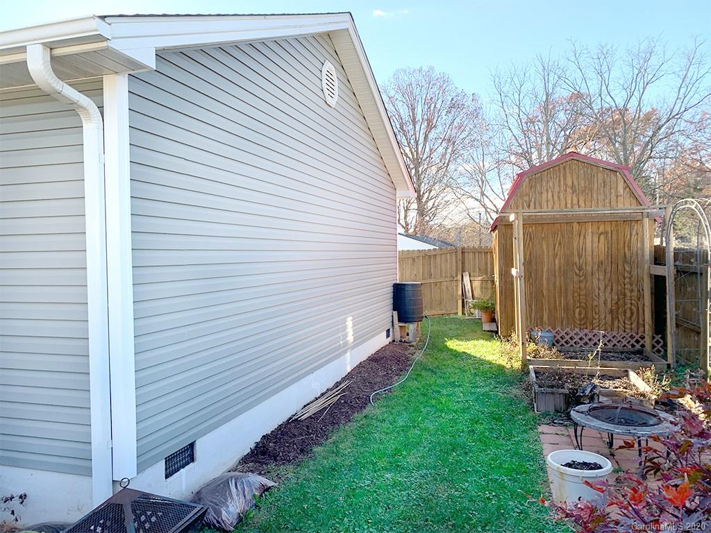 7 Huffman Road Asheville, NC 28806 - Photo 23 of 24 Gallery Image 23