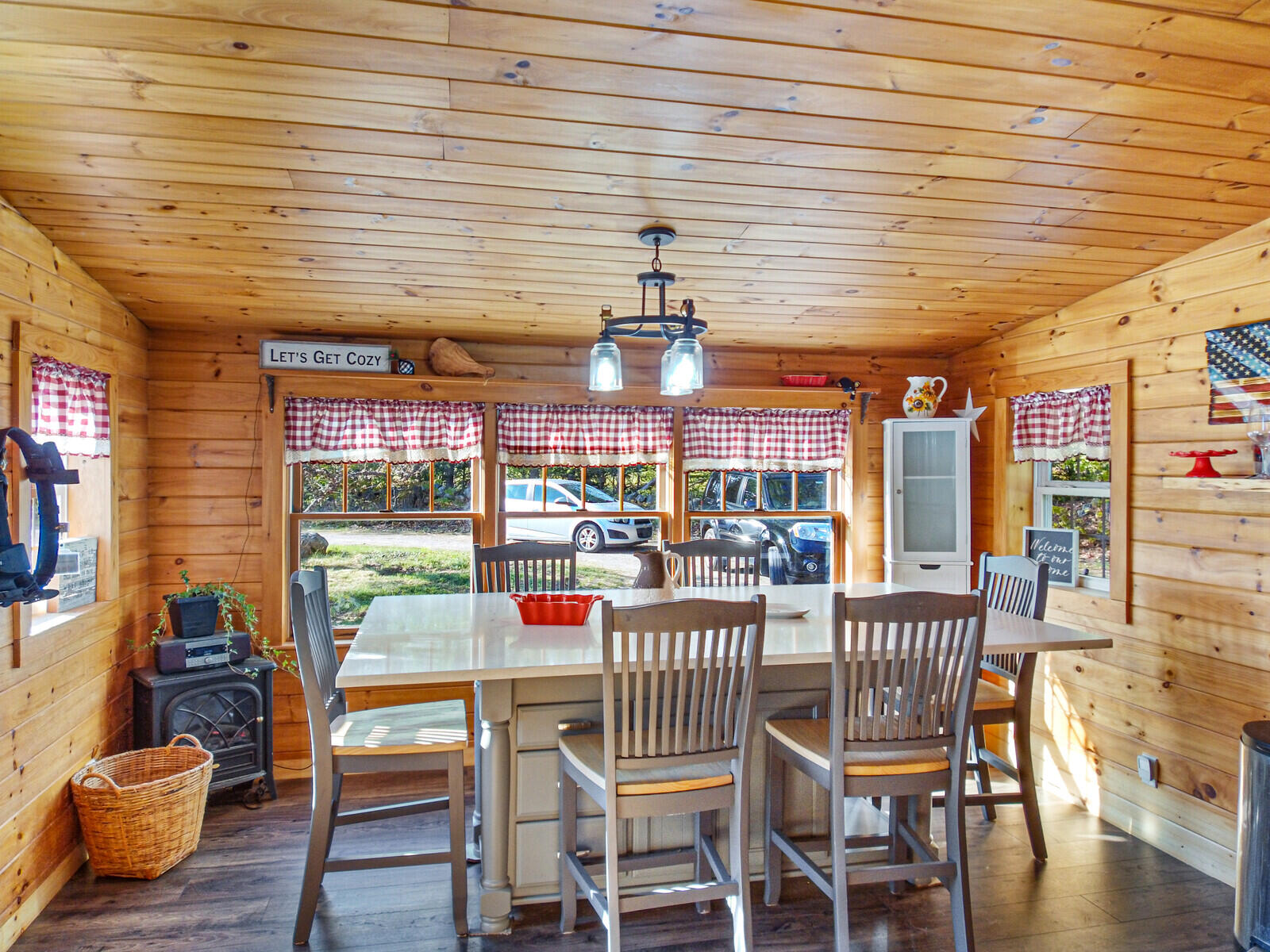 135 North Pond Road Rome, ME 04963 - Photo 15 of 46 DINING