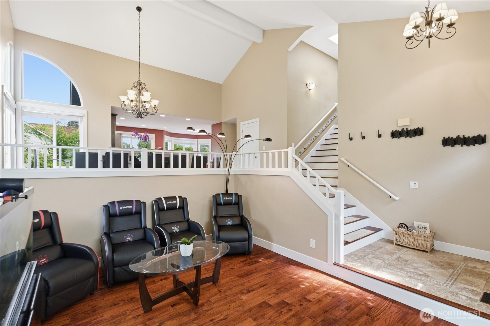 10927 Northeast 157th Street Bothell, WA 98011 - Photo 4 of 38