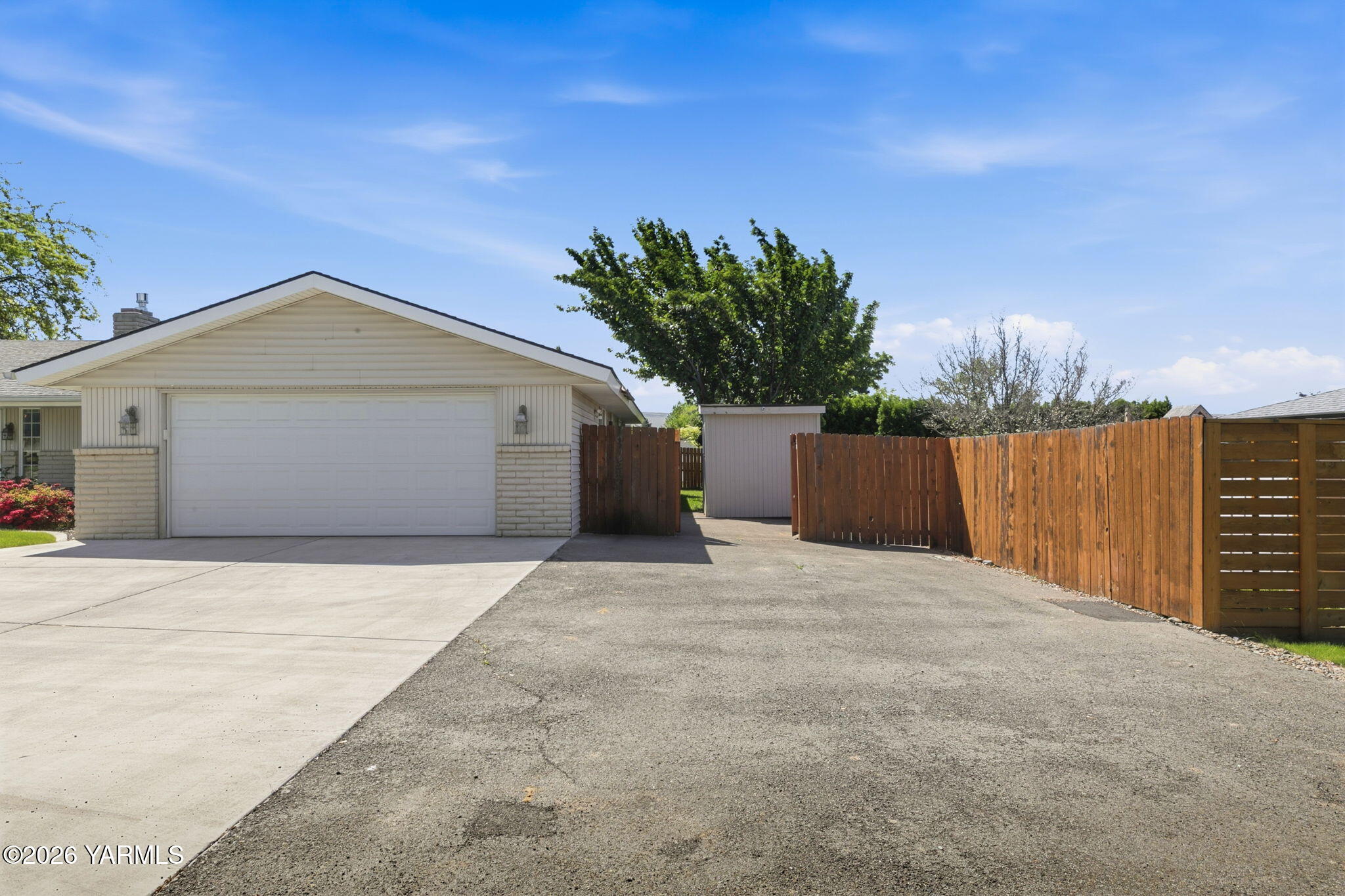 3606 Clinton Way Yakima, WA 98902 - Photo 4 of 30 3606 Clinton Way