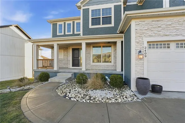 $559,999 | 2409 Northeast 112th Street, Kansas City, MO 64155