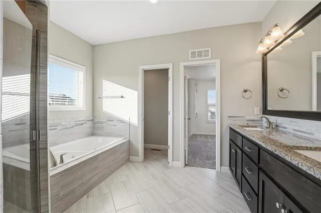 $559,999 | 2409 Northeast 112th Street, Kansas City, MO 64155