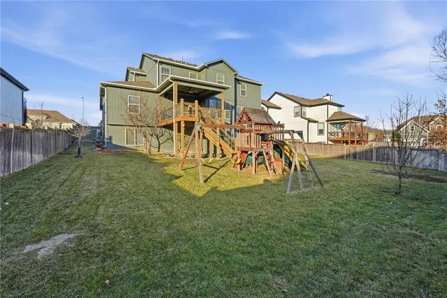 $559,999 | 2409 Northeast 112th Street, Kansas City, MO 64155