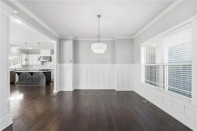 $559,999 | 2409 Northeast 112th Street, Kansas City, MO 64155