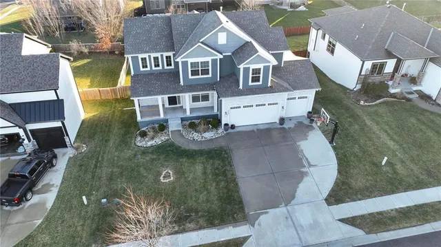 $559,999 | 2409 Northeast 112th Street, Kansas City, MO 64155