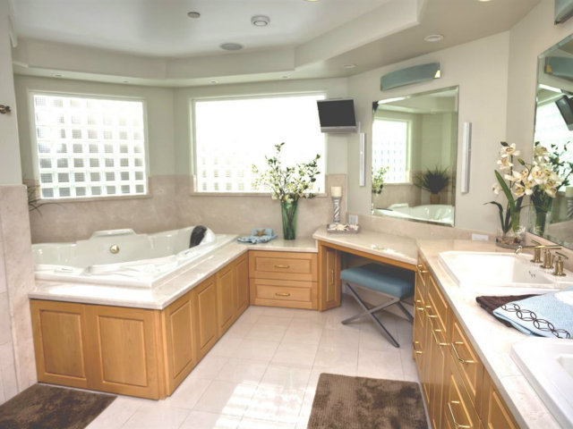 237 Del Monte Road El Granada, CA 94019 - Photo 12 of 25 Gallery Image 12