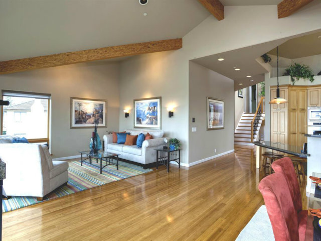 237 Del Monte Road El Granada, CA 94019 - Photo 5 of 25 Gallery Image 5
