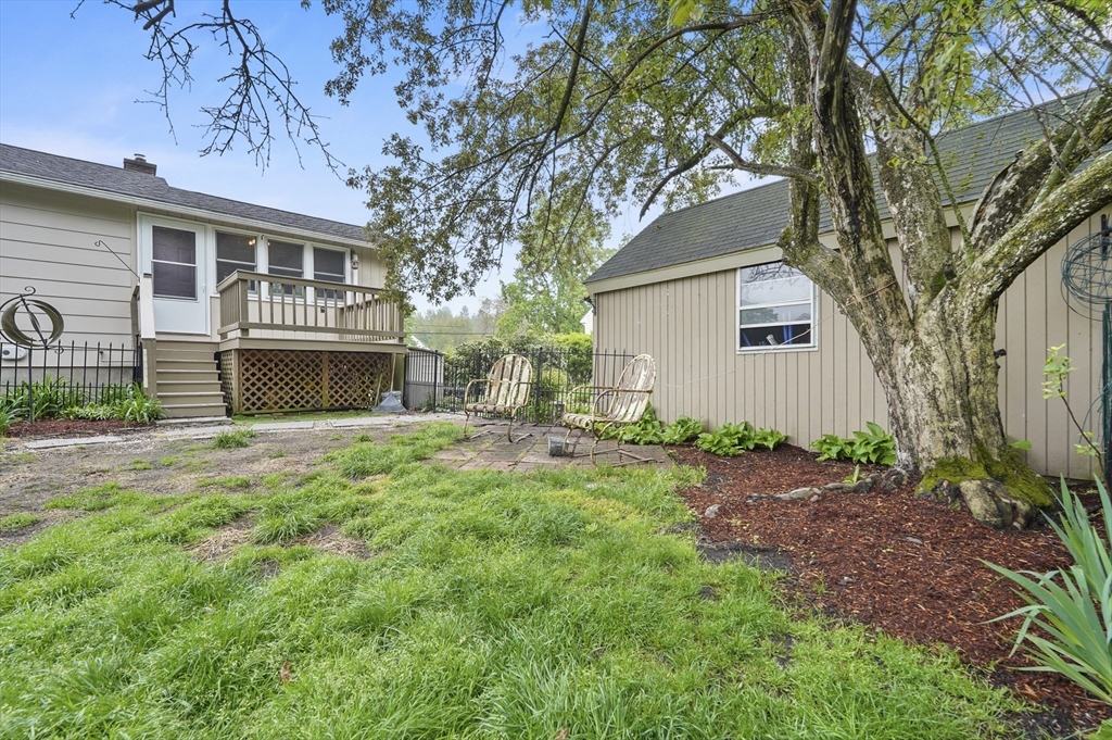 11 Huron Drive Hudson, MA 01749 - Photo 27 of 30