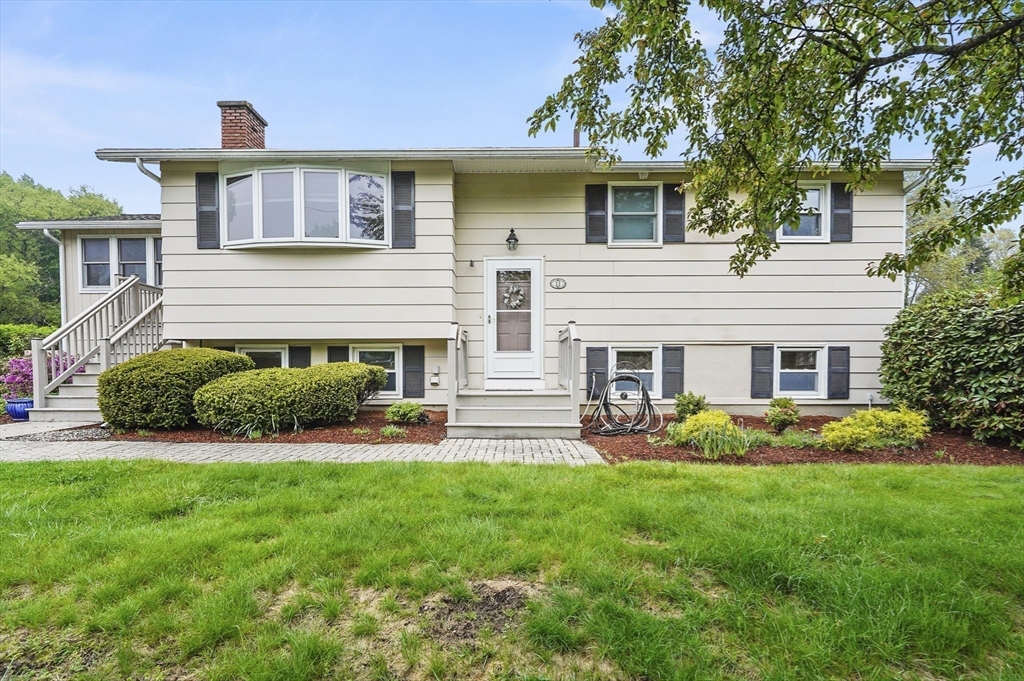 11 Huron Drive Hudson, MA 01749 - Photo 5 of 30