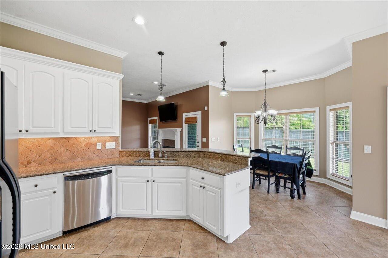550 Springhill Crossing Brandon, MS 39047 - Photo 12 of 34 12-550 Springhill Crossing _ Hometoursms