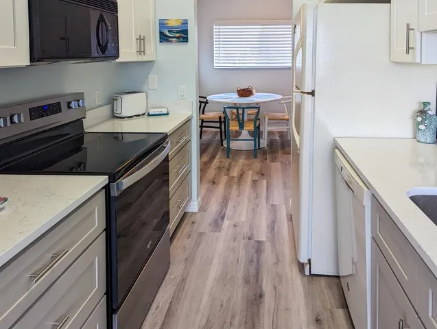 $1,900 | 522 Beach Park Lane, Unit V220, Cape Canaveral, FL 32920