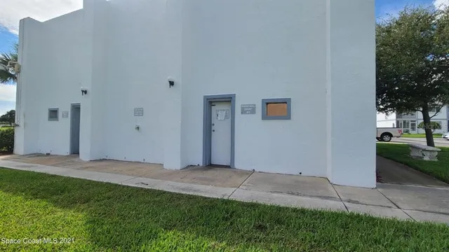 $1,900 | 522 Beach Park Lane, Unit V220, Cape Canaveral, FL 32920