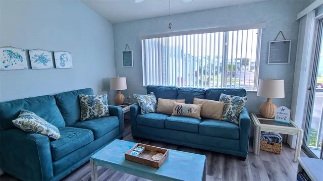 $1,900 | 522 Beach Park Lane, Unit V220, Cape Canaveral, FL 32920