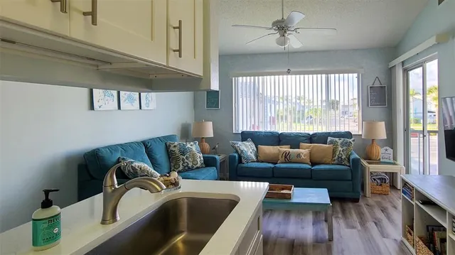 $1,900 | 522 Beach Park Lane, Unit V220, Cape Canaveral, FL 32920