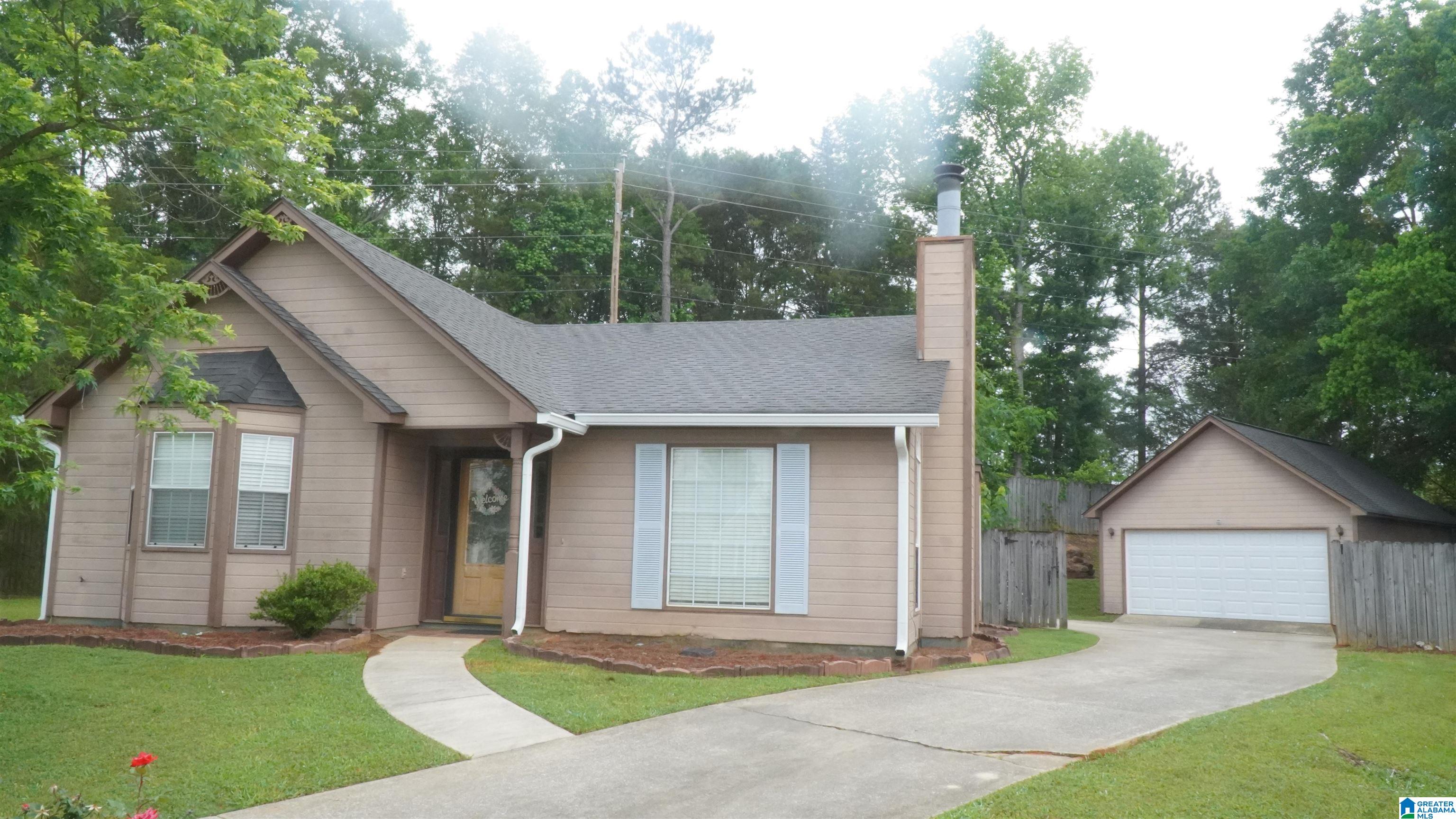 121 Park Place Way Alabaster, AL 35007 - Photo 2 of 27