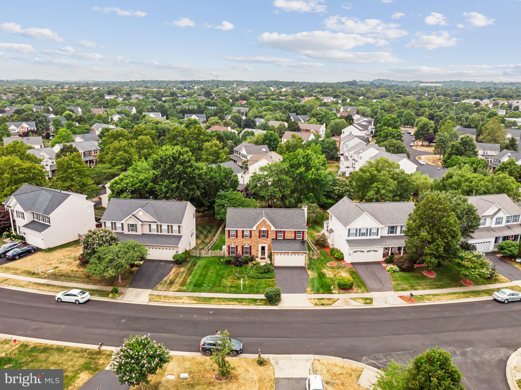 20575 Coppersmith Drive Ashburn, VA 20147 - Photo 2 of 51 Brick front