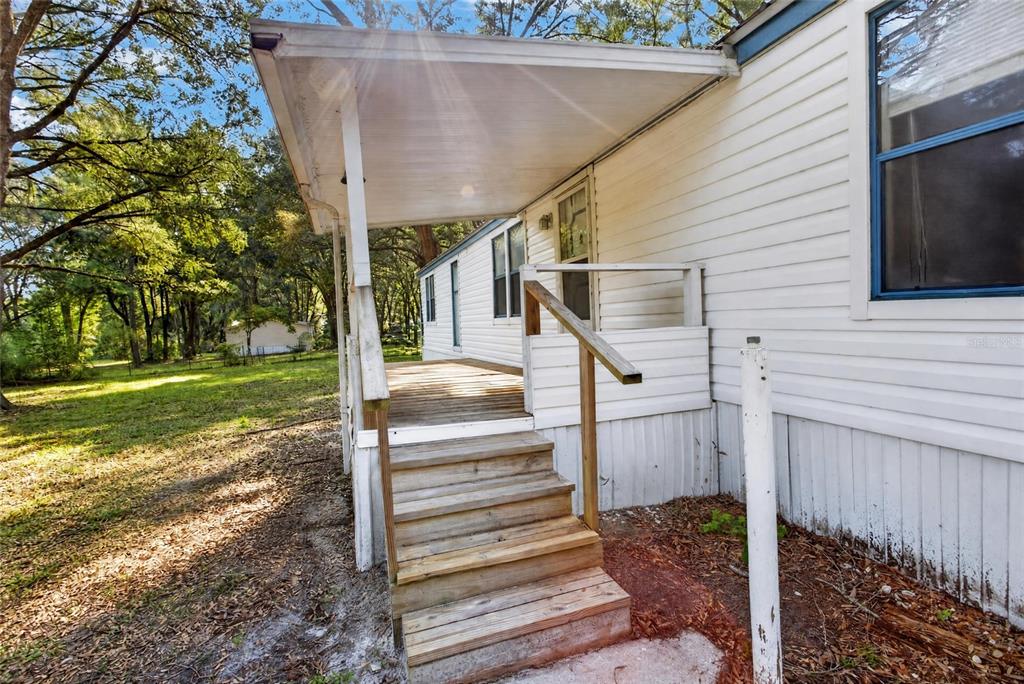304 Southwest Colgate Loop Fort White, FL 32038 - Photo 6 of 33 Gallery Image 6