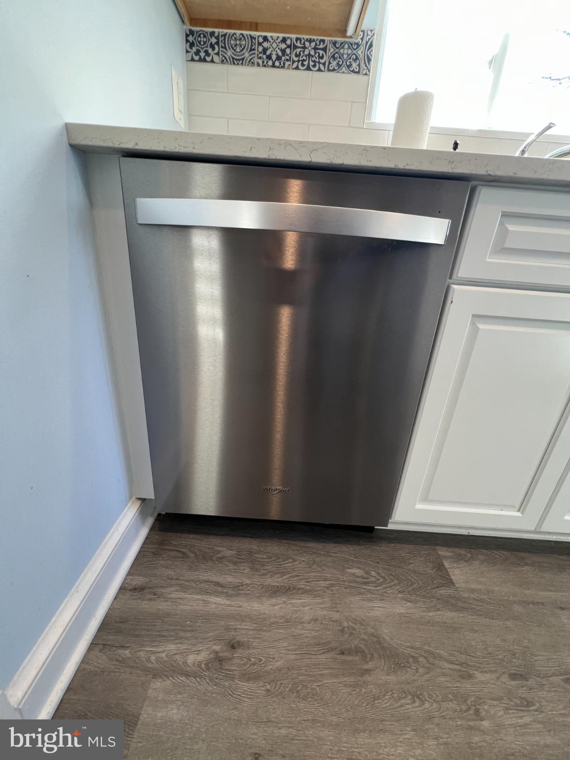 6205 Kirby Road Bethesda, MD 20817 - Photo 36 of 42 Sleek stainless steel dishwasher in modern kitc...