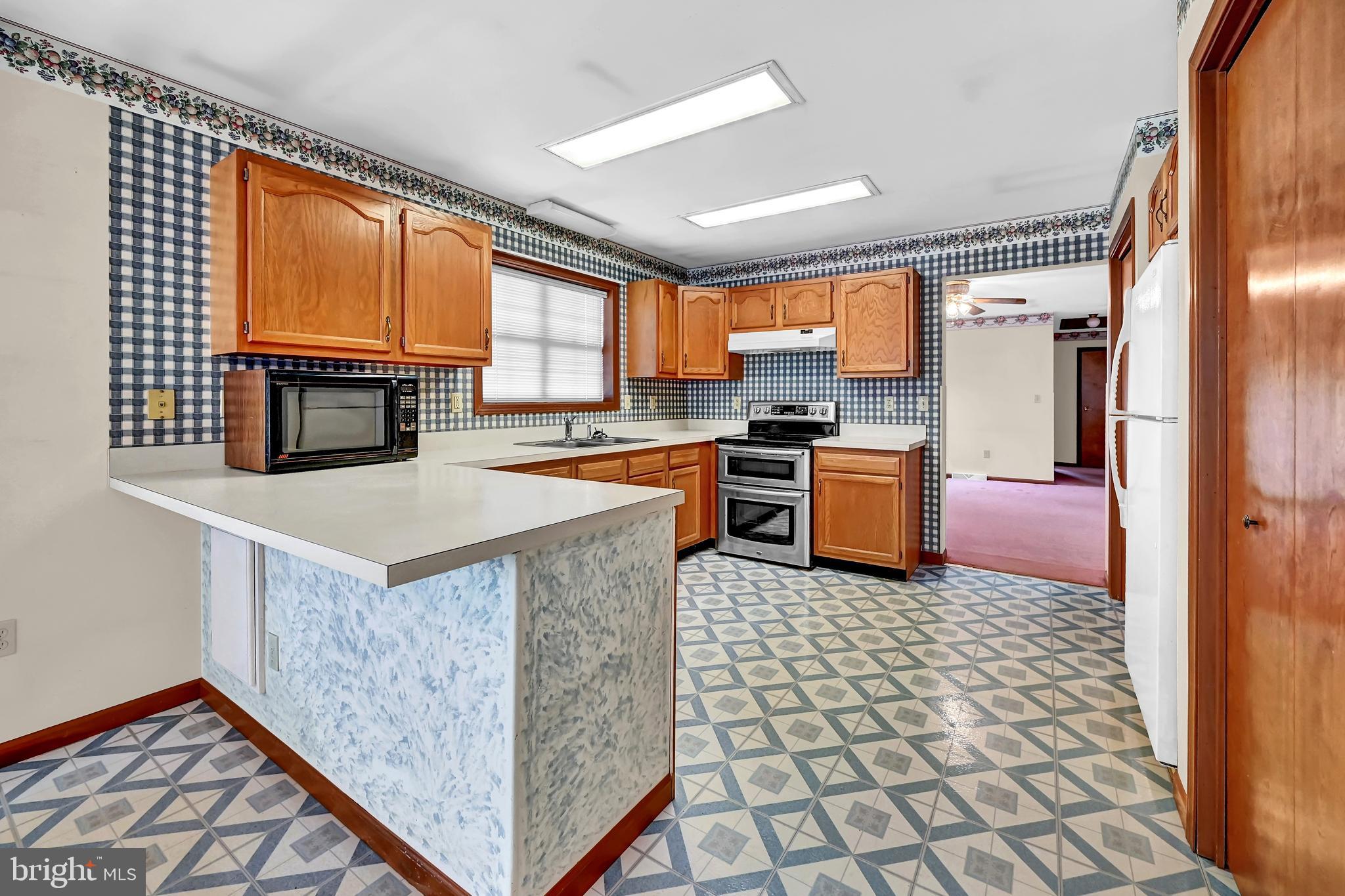 6782 Moul Road Thomasville, PA 17364 - Photo 8 of 40 Gallery Image 8