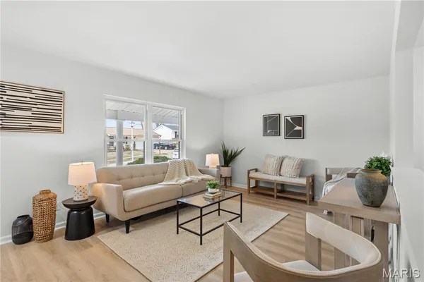 $355,000 | 1251 Green Knoll Drive, Fenton, MO 63026