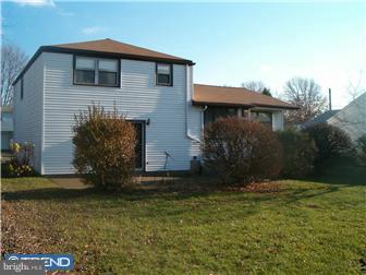 9732 Chapel Road Philadelphia, PA 19115 - Photo 6 of 8