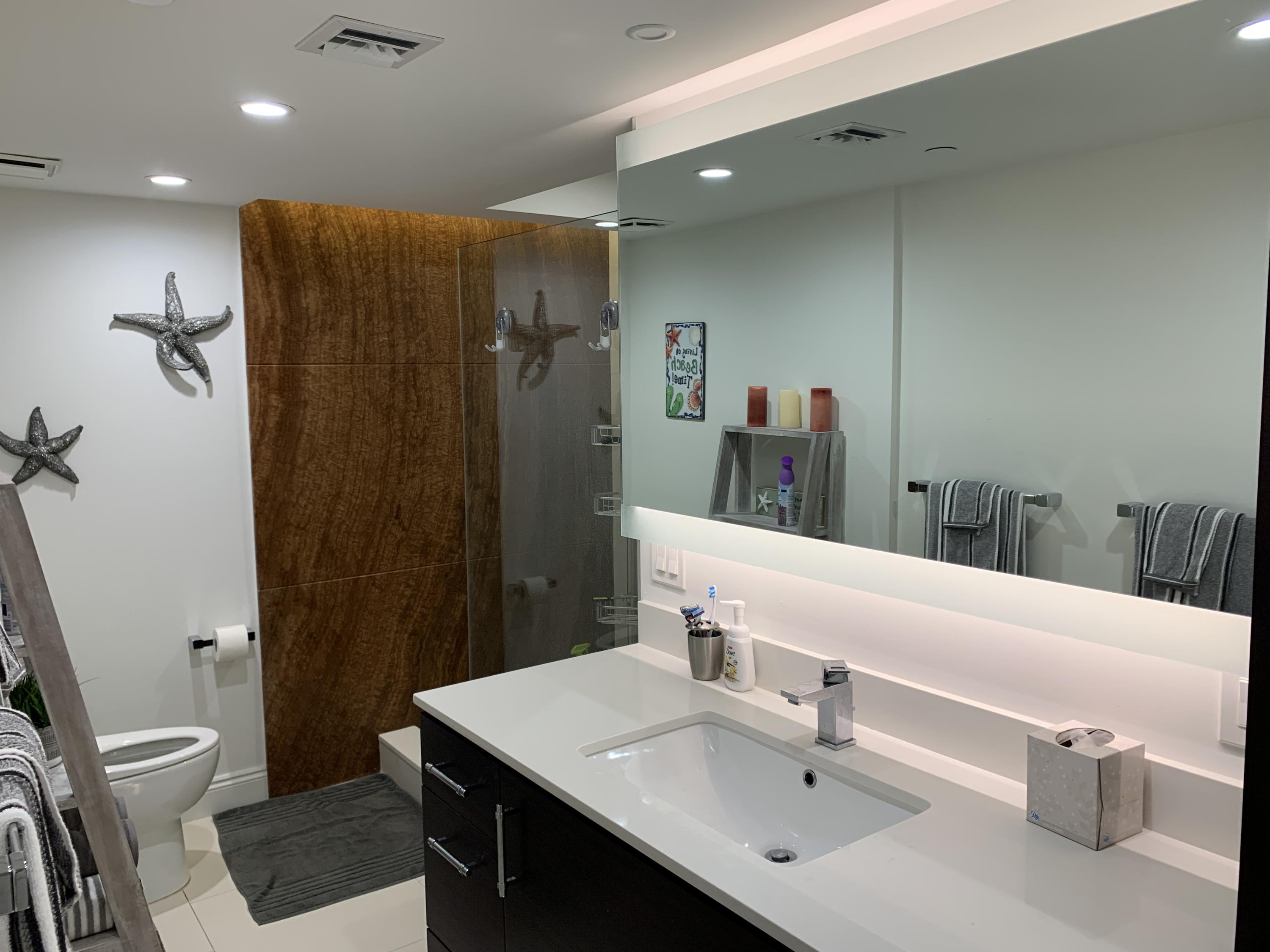 400 Ocean Trail Way, Unit 1010 Jupiter, FL 33477 - Photo 17 of 40 Bathroom