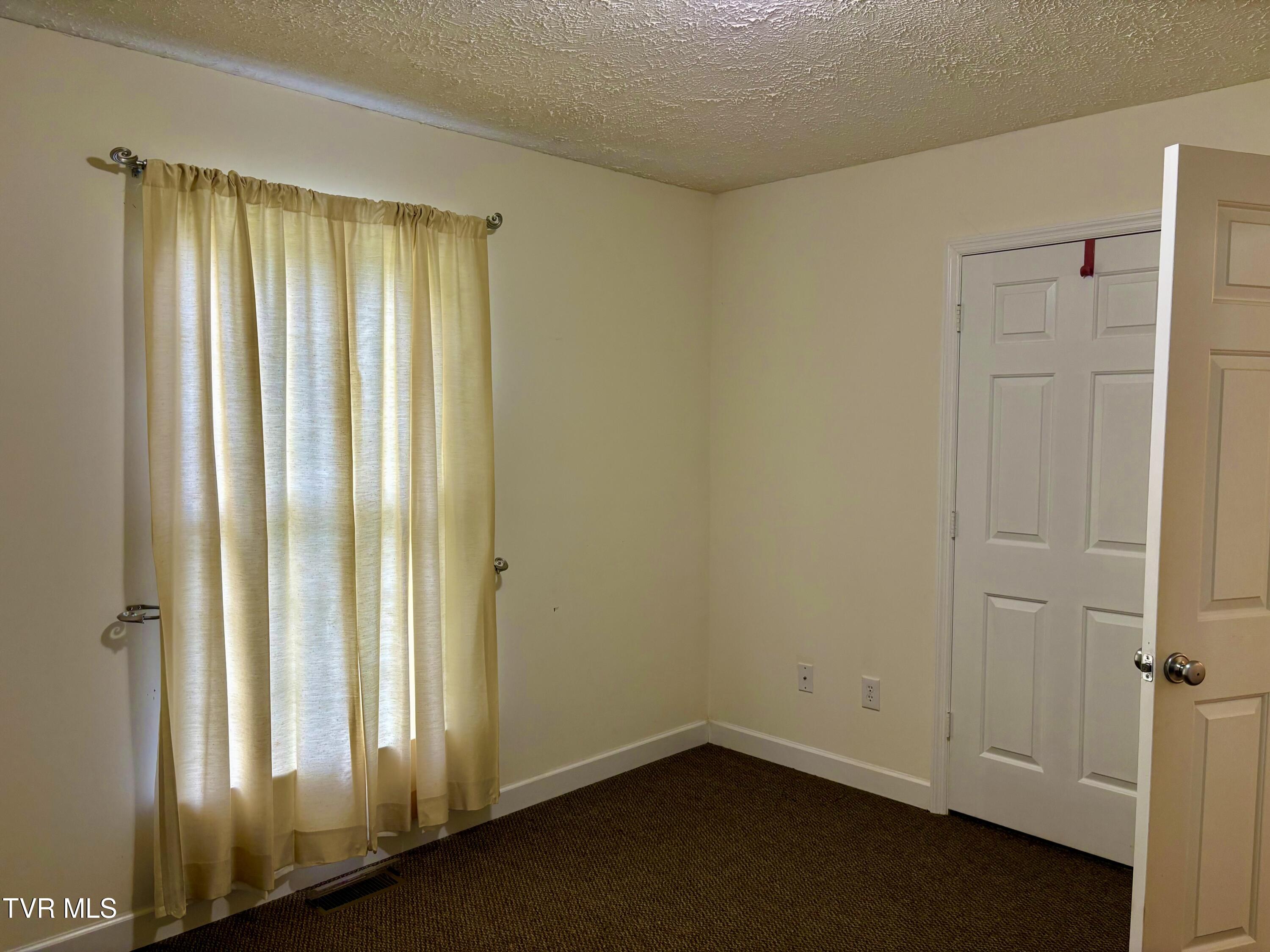 2251 Mountain Laurel Road Northeast Norton, VA 24273 - Photo 78 of 97 IMG_0649