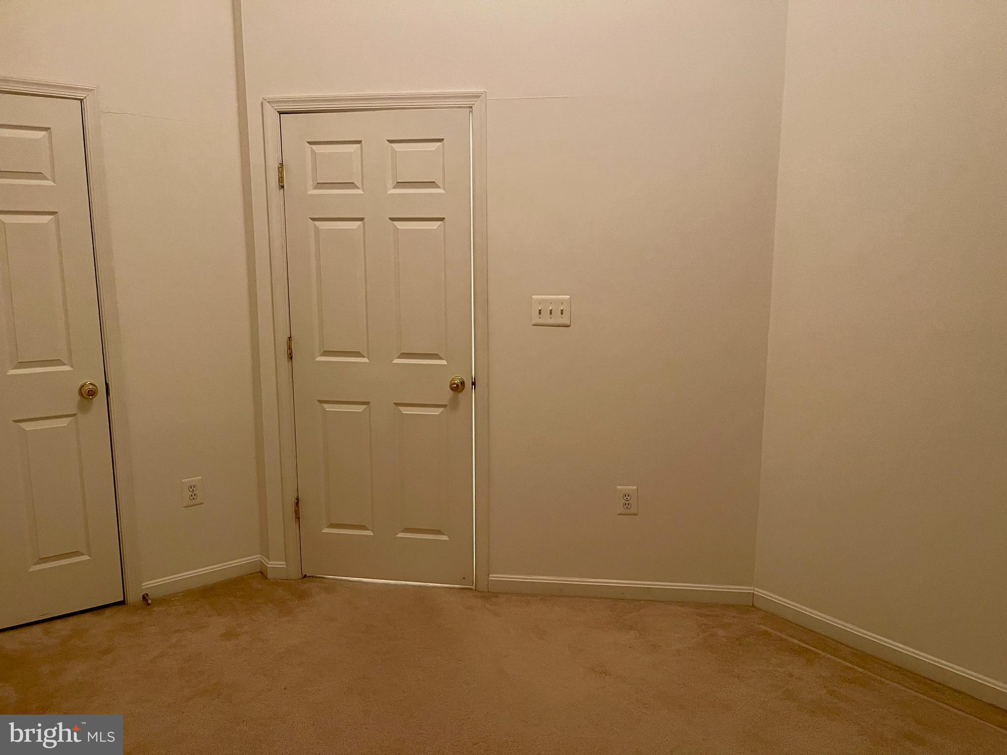 11854 Breton Court, Unit 17B Reston, VA 20191 - Photo 20 of 22